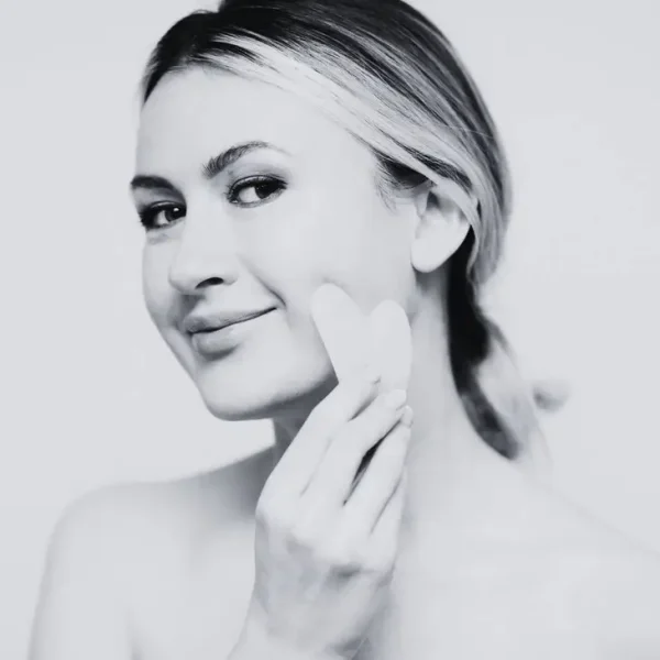 Rose Quartz Gua Sha - Image 3