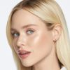 Becca Shimmering Skin Perfector Pressed Highlighter - Image 5
