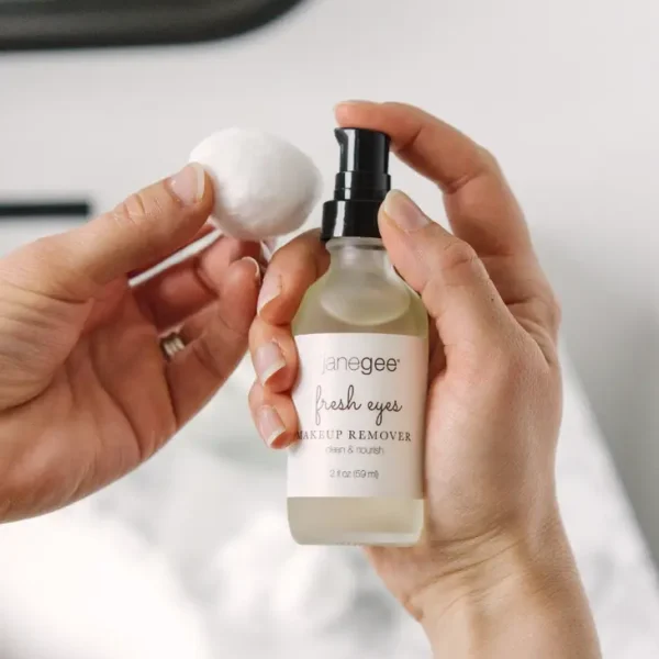 Fresh Eyes Makeup Remover - Image 2